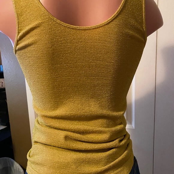 Stretch Tank - Picture 2 of 2